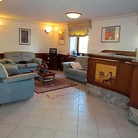 Du Chateau Hotel apartamentowy 3*