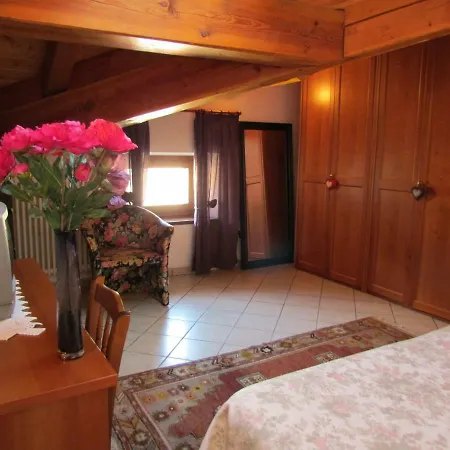 Du Chateau 3*