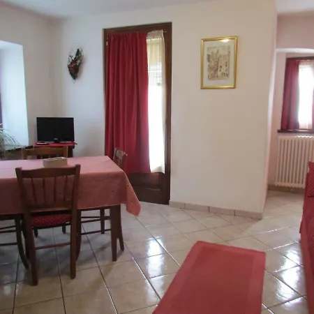 Du Chateau Apartahotel 3*