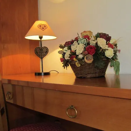 Du Chateau Apartahotel Fenis